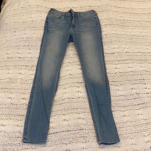 Hollister skinny jeans